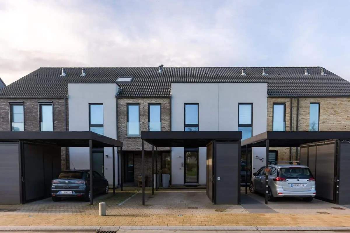 Holiday home Beautiful New Family Home Wendigo At The Oesterput Bredene Belgium